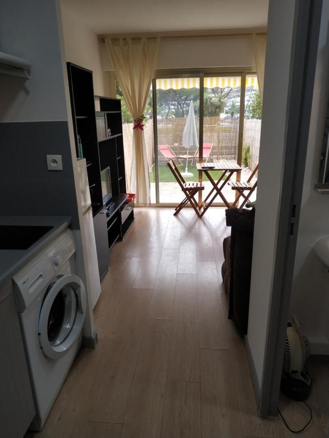 Studio Rez De Jardin Marina Baie Des Anges วิลล์เนิฟ-ลูเบ ภายนอก รูปภาพ