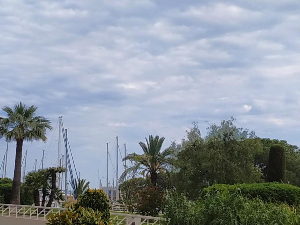 Studio Rez De Jardin Marina Baie Des Anges วิลล์เนิฟ-ลูเบ ภายนอก รูปภาพ