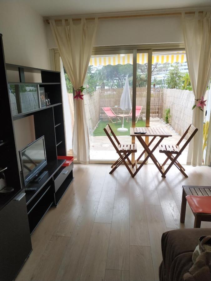 Studio Rez De Jardin Marina Baie Des Anges วิลล์เนิฟ-ลูเบ ภายนอก รูปภาพ