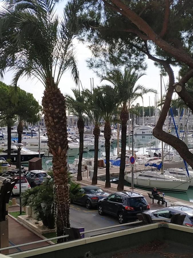 Studio Rez De Jardin Marina Baie Des Anges วิลล์เนิฟ-ลูเบ ภายนอก รูปภาพ