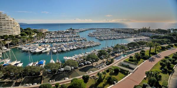 Studio Rez De Jardin Marina Baie Des Anges วิลล์เนิฟ-ลูเบ ภายนอก รูปภาพ